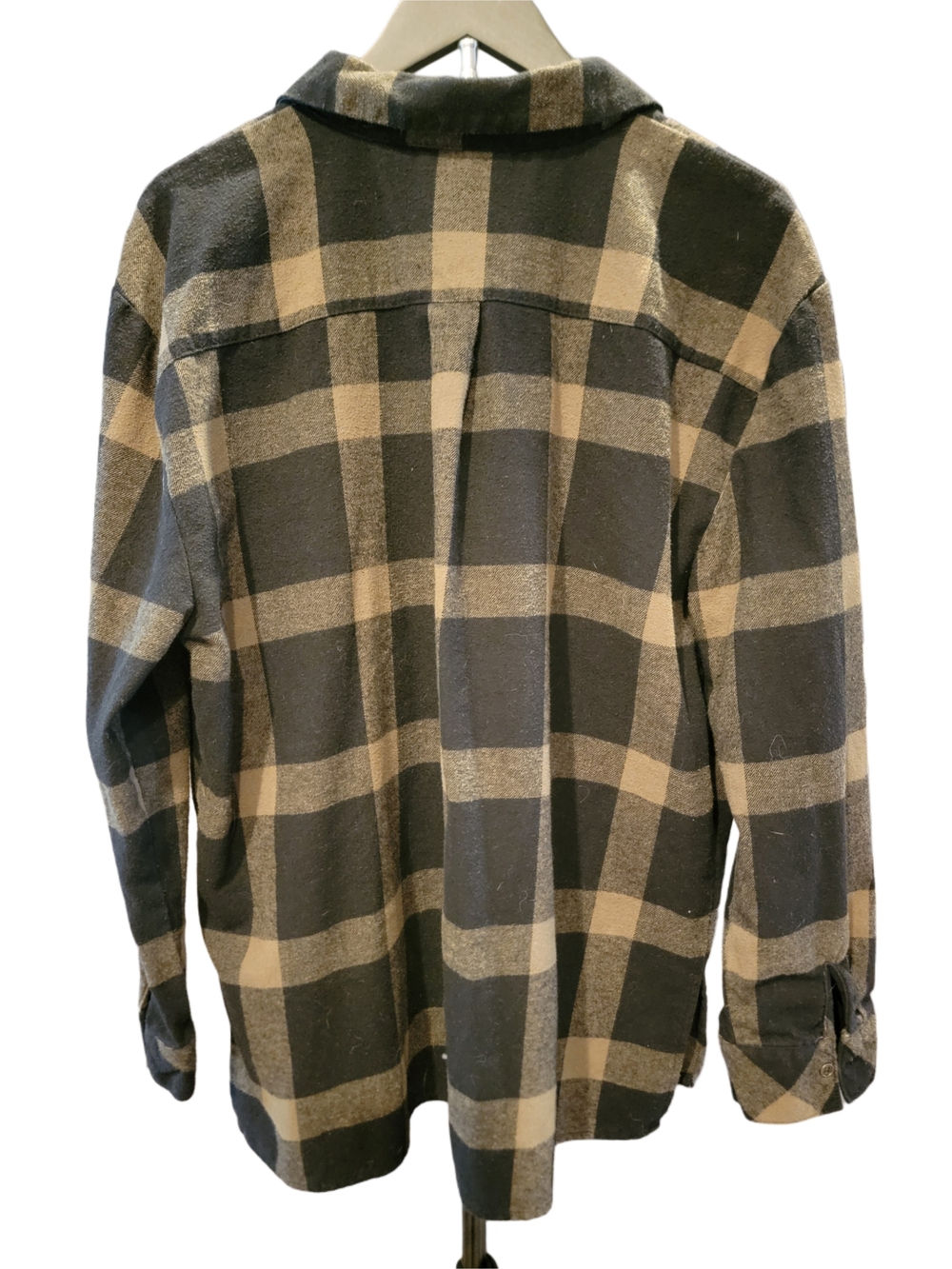 Relaxed Black and Tan Plaid Button-Down Shirt - Hester & Orchard - XL - Picture 3 of 9